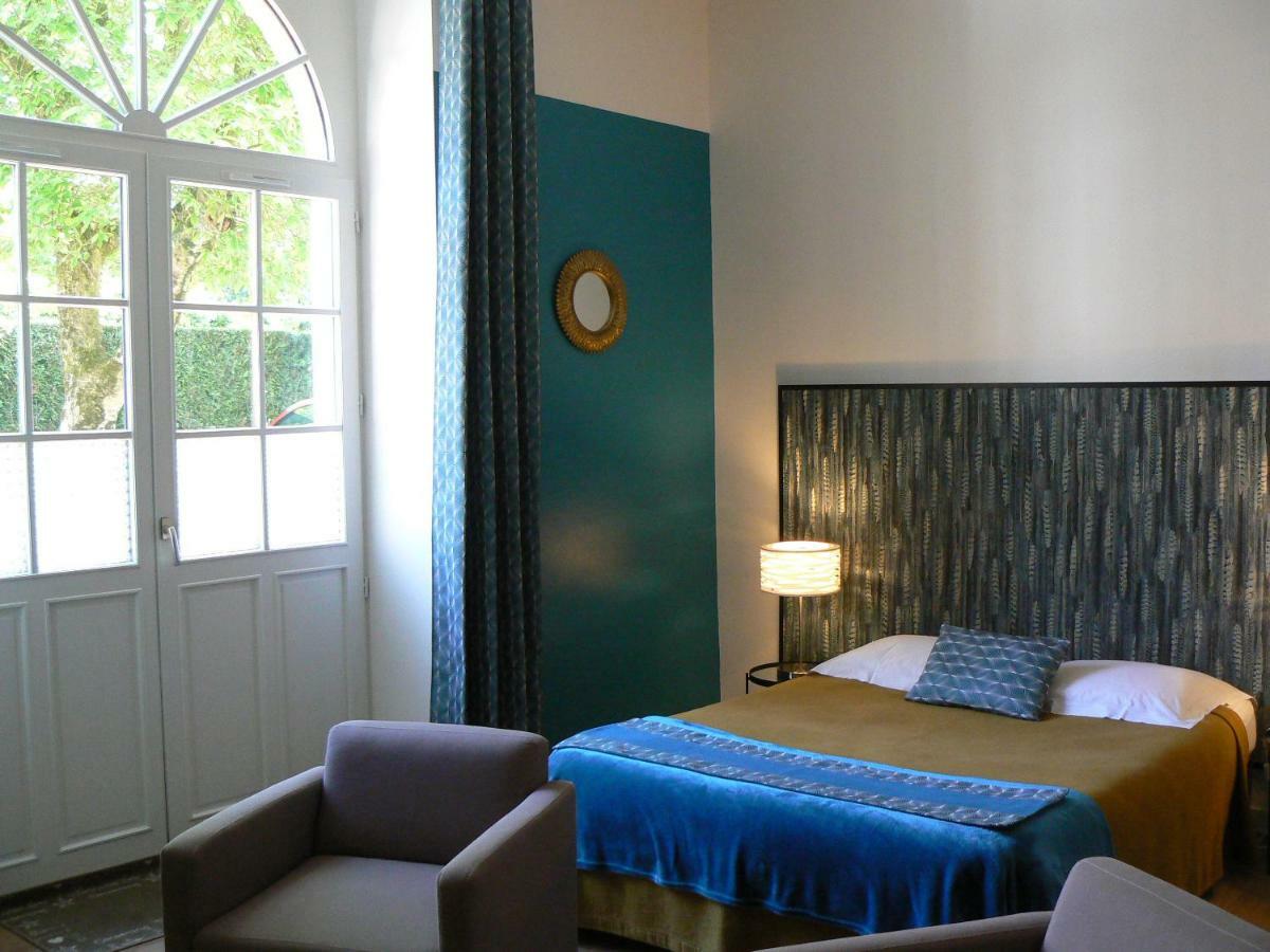 Les Tulipiers, Parking Securise, Lit Queen-Size, Le Port Du Mans Ле-Ман Экстерьер фото